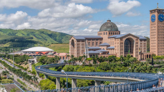 Aparecida com Guaratinguet�